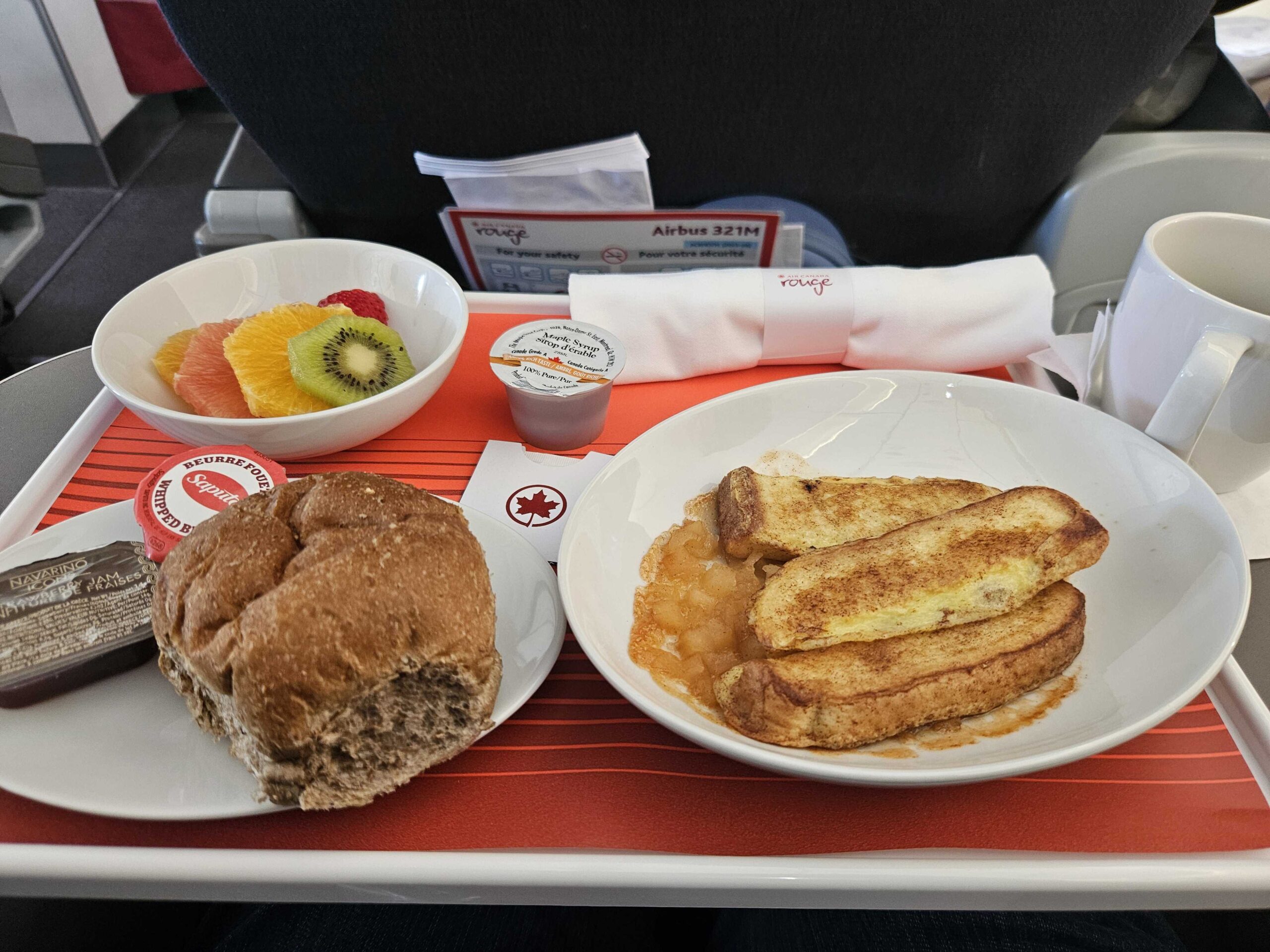 Flight Review: Air Canada Rouge A321 Business Class Victoria-Montreal (YYJ-YUL)